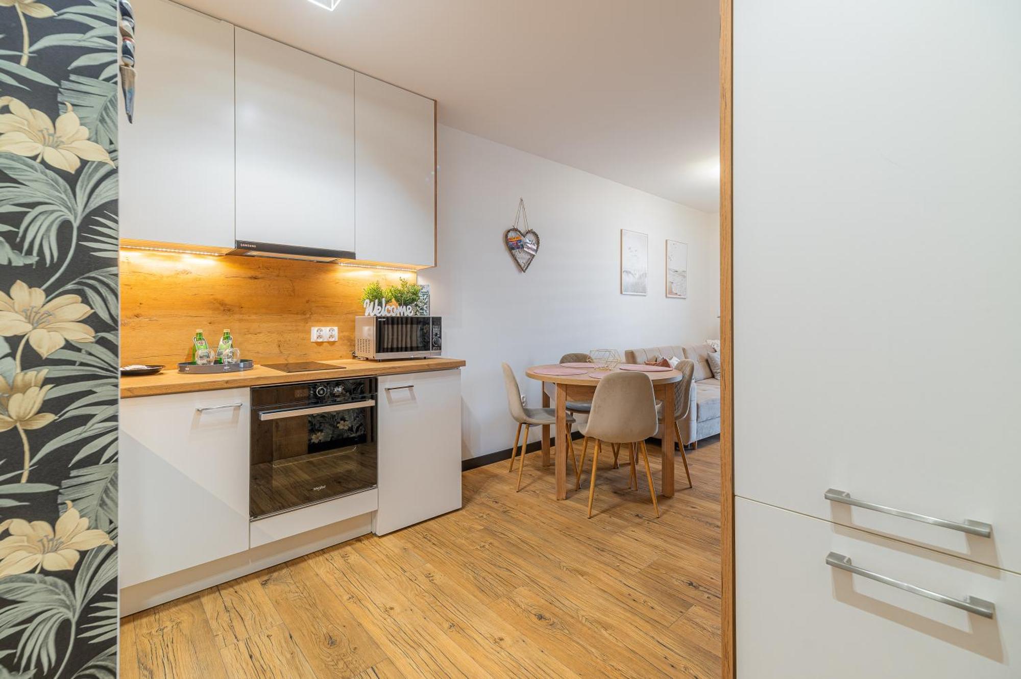 Horyzont Apartamenty - Kapitanski Mostek- Blisko Portu- Sniadania Kołobrzeg Exterior foto